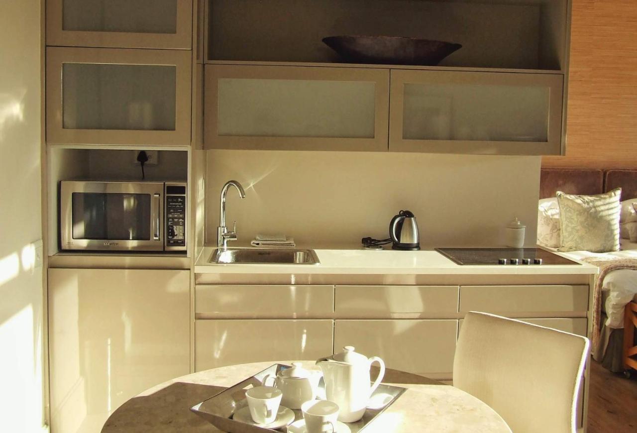 210 Gallery Luxury Studio Apartment Knysna Exterior photo